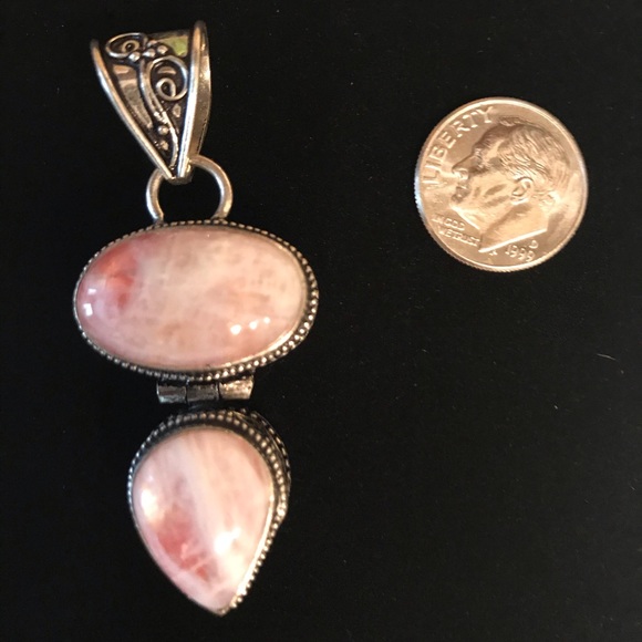 Jewelry - Pink Moonstone Pendant